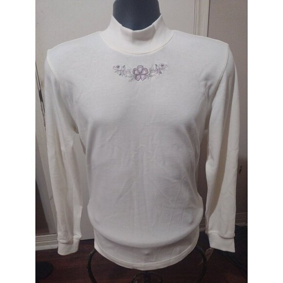 New NWT Womens Alfred Dunner Pullover Sweater Medium M Cream Floral Embroidered - Picture 1 of 11